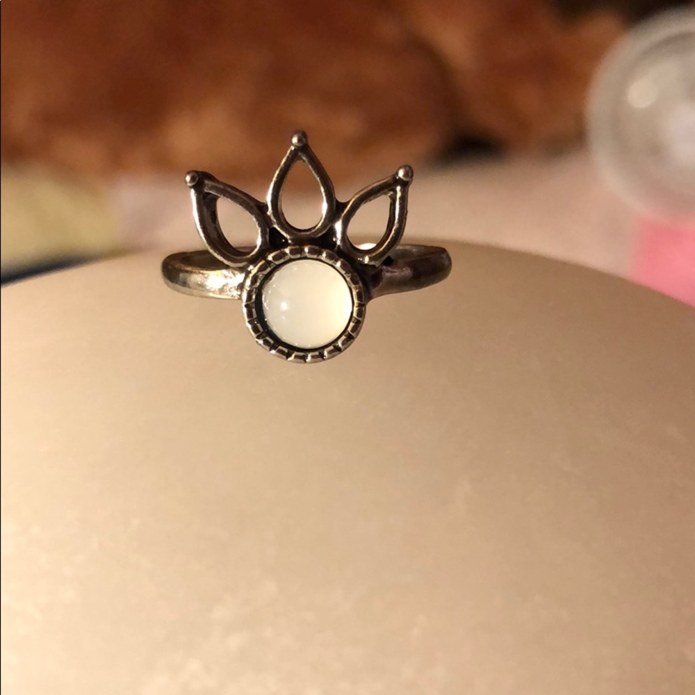 Silver and Blue/Grey flower ring